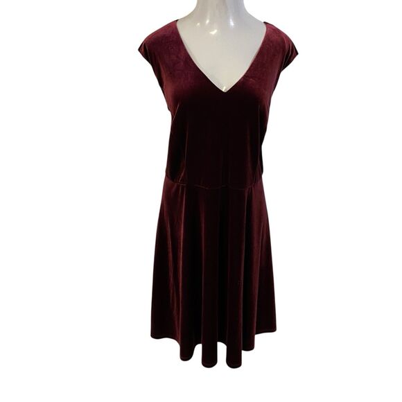 London Times Dress Womens 22W Red Velvet Party Work Office Date Elegant Stretch - Picture 6 of 11